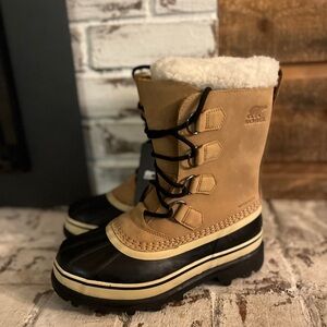 Sorel caribou brand new Winter Boots size 6